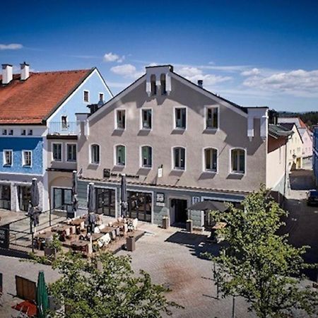 Hotel & Restaurant Herzstueck Вальдкирхен Экстерьер фото